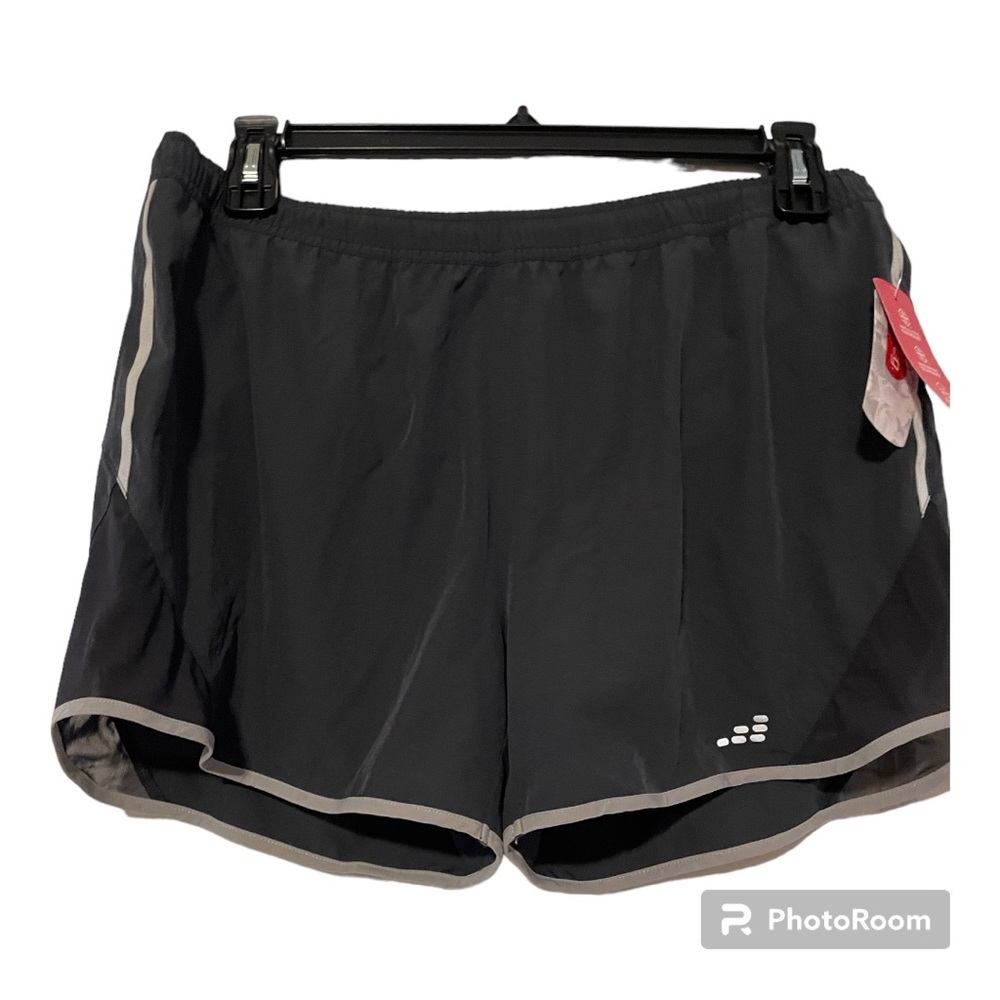 ACADEMY, NWT, BLACK SHORTS, WOMENS XL